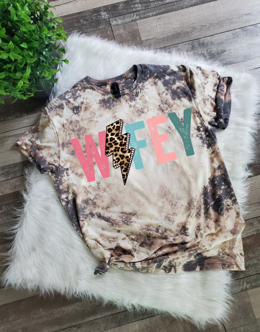 Wifey Bleached tee