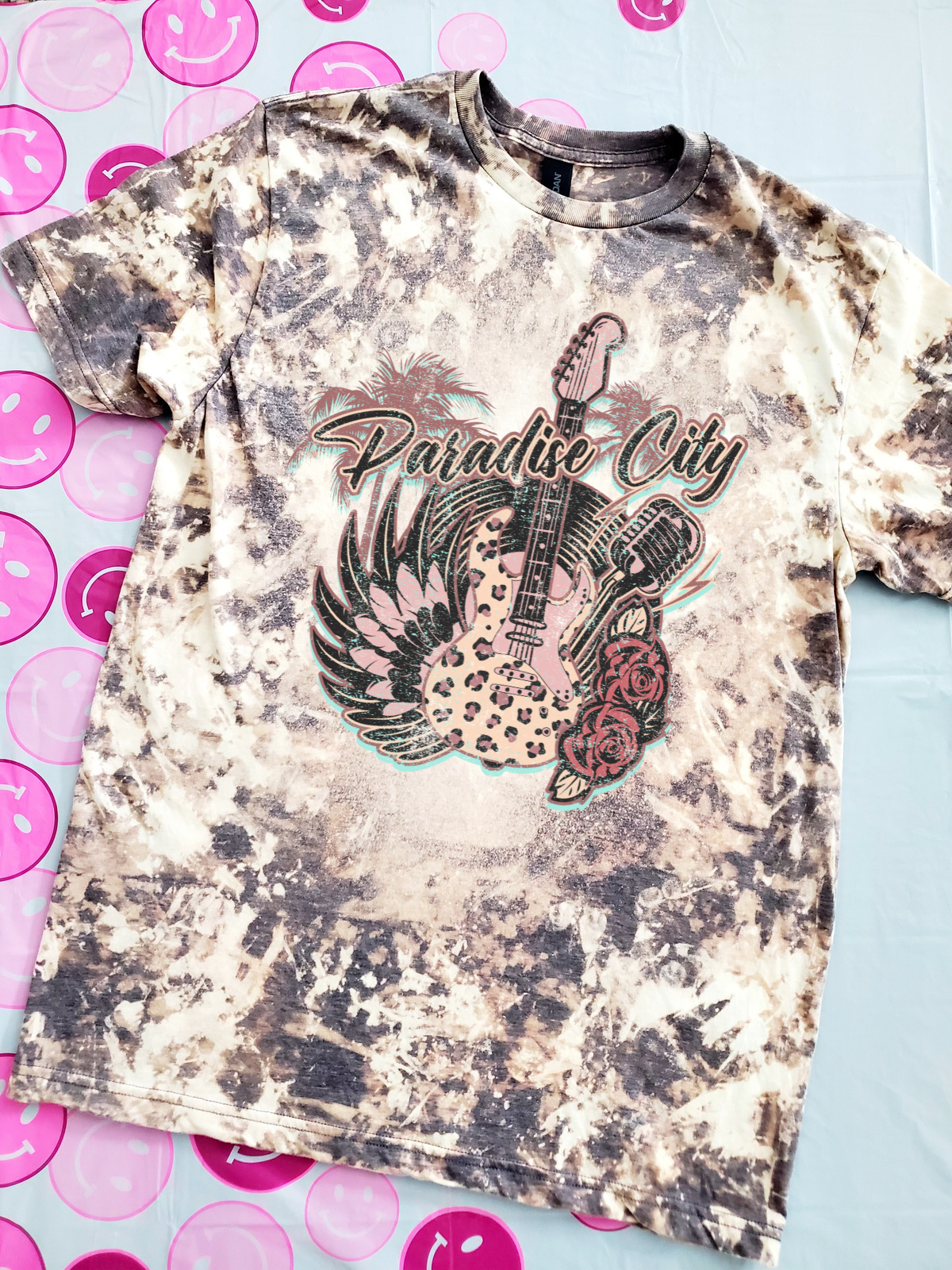 Paradise City Bleached tee